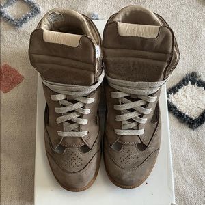 Women’s Margiela hightop cut out sneakers size 40
